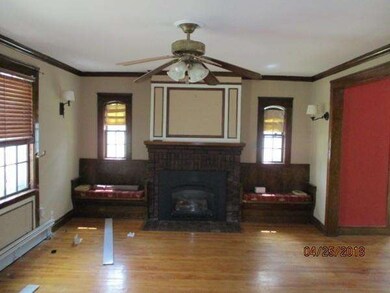 576 Chandler St, Worcester, MA 01602 - photo 3