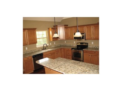 1002 Charlet Ridge Dr, Floyds Knobs, IN 47119 - photo 4