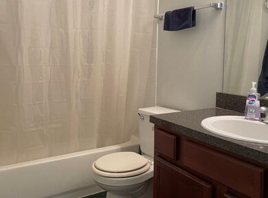 5809 Oakwood Dr unit C, Lisle, IL 60532 - photo 6