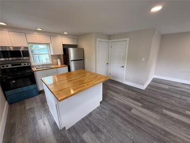 Kitchen with Center Island