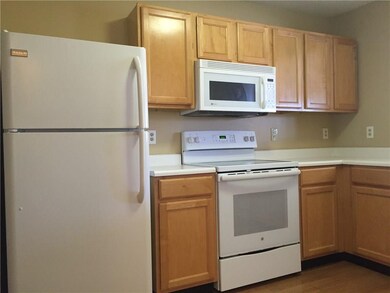 4489 Connaught Dr W, Plainfield, IN 46168 - photo 6