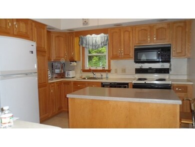 8 Marcotte Ave, Claremont, NH 03743 - photo 4