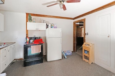 756 Delphi Ave, Frankfort, IN 46041 - photo 5