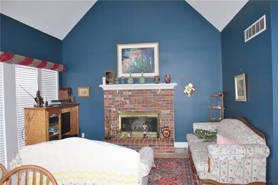 7926 Darnell Ln, Lenexa, KS 66215 - photo 6