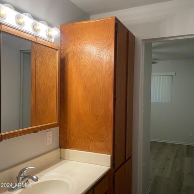 11222 N 15th Ln unit B, Phoenix, AZ 85029 - photo 7