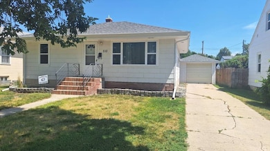 510 Mears St, Chadron, NE 69337 - photo 2