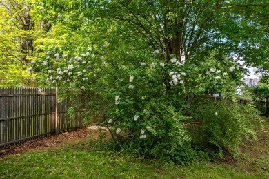 8 Broadway St, Rochester, NH 03868 - photo 3