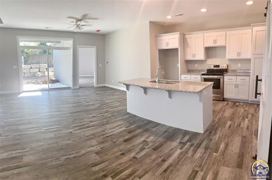 4440 SW Brandywine Ln, Topeka, KS 66610 - photo 6