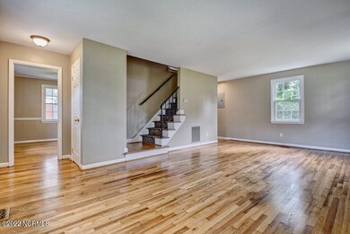 1012 Daniel Dr, Jacksonville, NC 28540 - photo 5