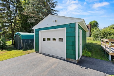 18 Grant St, Springvale, ME 04083 - photo 5