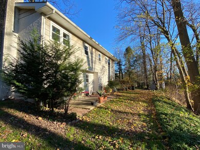 117 Locust Grove Rd, Bryn Mawr, PA 19010 - photo 3