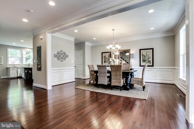 6201 Champion Oak Ct, Falls Church, VA 22044 - photo 5