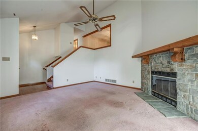 108 Timber Creek Cir, Lansing, KS 66043 - photo 4