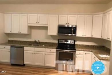 136 Sunnyview Ln, Clayton, NC 27520 - photo 5