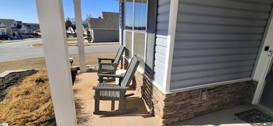 220 Pollyanna Dr, Greenville, SC 29605 - photo 4