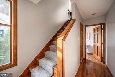 1859 W Marshall St, Norristown, PA 19403 - photo 5