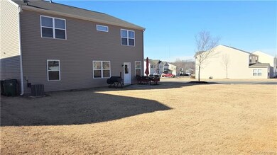 Huge Flat Backyard!