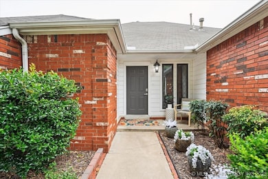 6319 S Date Place, Broken Arrow, OK 74011 - photo 3