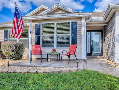 9238 SE 171st Cooper Loop, The Villages, FL 32162 - photo 2