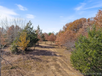 002 Cimarron Rd, Wilson, OK 73463 - photo 2