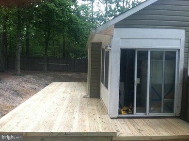 10716 Heatherwood Dr, Spotsylvania, VA 22553 - photo 2