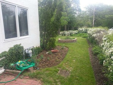 1106 N Sheridan Rd, Waukegan, IL 60085 - photo 2