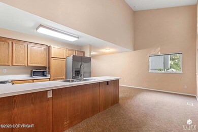 4011 Lunar Dr unit B, Anchorage, AK 99504 - photo 4