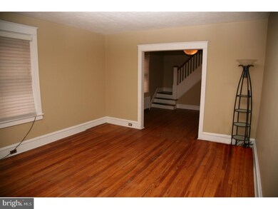 1230 Pike St, Reading, PA 19604 - photo 4