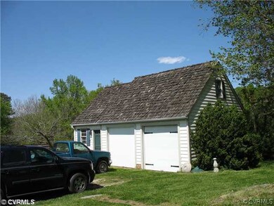 5623 Hewlett Rd, Ruther Glen, VA 22546 - photo 2