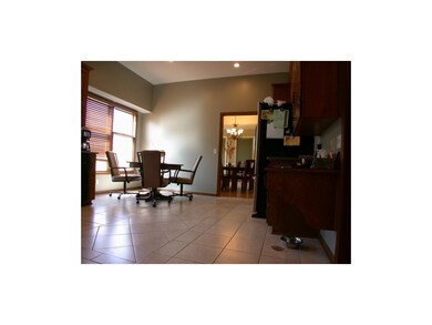 608 Condor St, Raymore, MO 64083 - photo 6