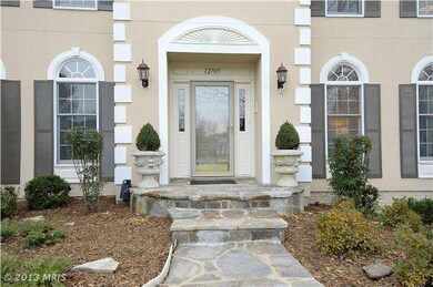 12705 Autumn Crest Dr, Herndon, VA 20171 - photo 2