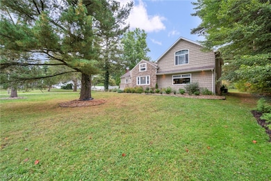 9083 Shepard Rd, MacEdonia, OH 44056 - photo 2