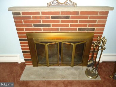 223 Chippewa St, Essington, PA 19029 - photo 5