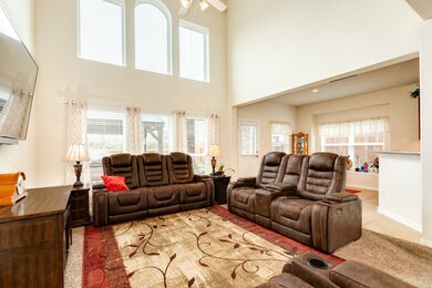 313 Burgundy Dr, Alvin, TX 77511 - photo 4