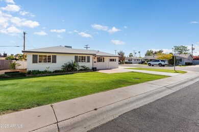 02-2217 W Gardenia Dr