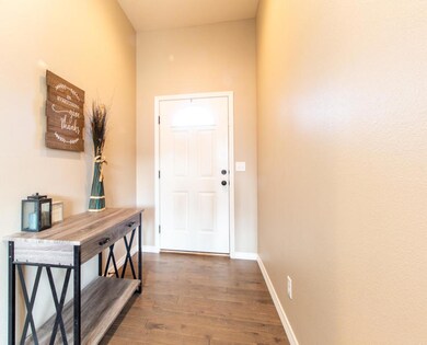 676 N Rockingham Ave, Nixa, MO 65714 - photo 2