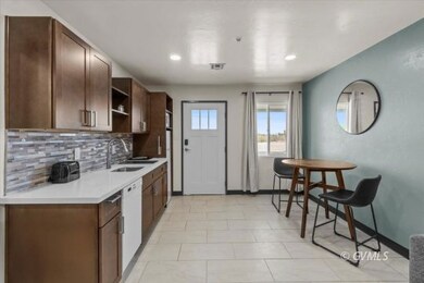 1879 W Peppertree Dr unit A10, Safford, AZ 85546 - photo 3