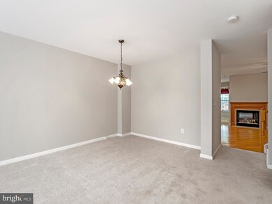 43450 Laidlow St, Chantilly, VA 20152 - photo 7