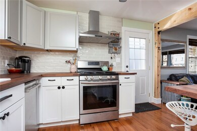 20 Brown Ave, North Providence, RI 02911 - photo 5