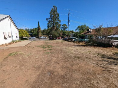 2224 Waldon St, Redding, CA 96001 - photo 2