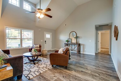 118 Shanna Ln, Shelbyville, TN 37160 - photo 6