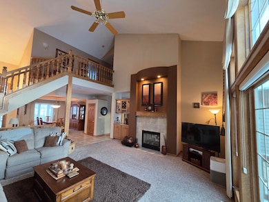 W282N4163 Somerset Ln, Pewaukee, WI 53072 - photo 5