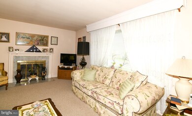 814 N 26th St, Reading, PA 19606 - photo 7