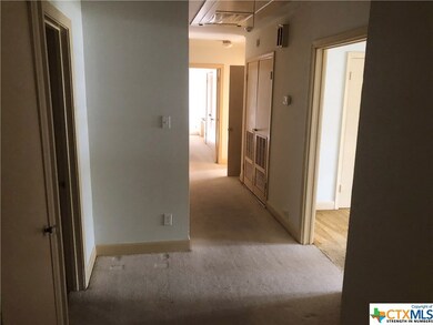 628 W San Antonio St, San Marcos, TX 78666 - photo 7