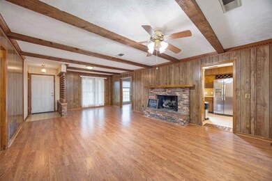 GREAT ROOM TO DINING AND KITCHEN