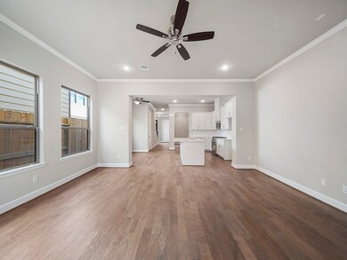 948 Judiway St, Houston, TX 77018 - photo 6