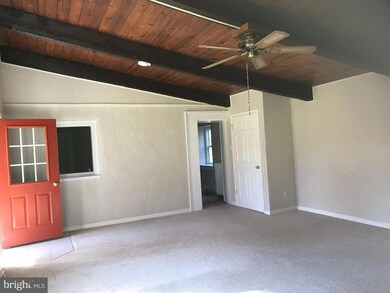 457 B # DWNSTR Ellis Woods Rd, Pottstown, PA 19465 - photo 6