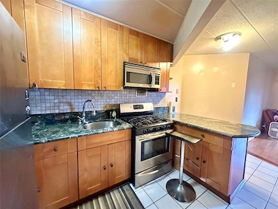 130-14 60th Ave unit 2E, Flushing, NY 11355 - photo 5