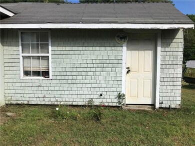 Attached extra space to the garage,...