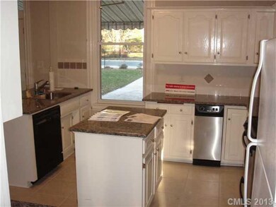 804 E Broad St, Statesville, NC 28677 - photo 5